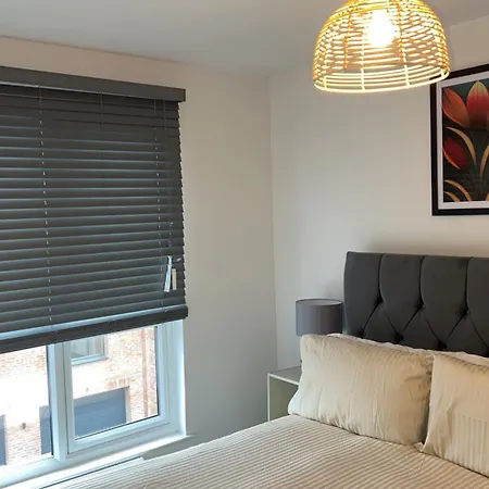 Modern 4 Bed Town House Nyaraló